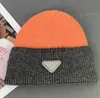 Beanie/Kafatası Kapakları Lüks Beanies Tasarımcı Kış Fasulyesi ve Kadın Moda Tasarımı Örgü Şapkalar Yünlü Kap Mektubu Jacquard Unisex Sıcak Kafatası Kapakları X0922