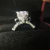 Anello di lusso reale in argento sterling 925 con fiore di loto rotondo 3ct diamante simulato platino matrimonio Fing per le donne 925 gioielli all'ingrosso