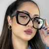 Montature per occhiali da sole Cat Eye Occhiali da vista ottici per donna Designer di marca Moda di lusso Anti luce blu Occhiali per computer Occhiali da donna