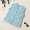 여자 조끼 새로운 2023 여성 Ultra Light Down Vests 슬림 민소매 재킷 휴대용 소녀 가벼운 바람 방전 양복 조끼 L23092