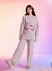 Womens sleepwear txii olhar gato coral velo pijama inverno macio halfside crewneck casa roupas conjunto de duas peças 230922