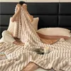 ブランケット冬の温かいスローベッドの家の装飾贅沢なファッションガーリーハートソフト豪華な肌にやさしい昼寝タオルベッドスプレッドHKD230922