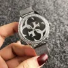 2023 Gloednieuwe Gues Mode Dames Horloge Vrouwen Meisje Gift Kristal Stijl Mesh band Wijzerplaat Metalen Stalen Band Quartz Horloges groothandel Gratis Verzending