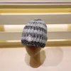 Beanieskull Caps الخريف والشتاء Casquette Woolen المصنوع يدويًا مصمم الدفء بيني كاب كاب في الهواء الطلق.