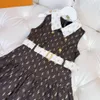 Moda regata vestido para menina cinto branco decoração crianças vestido tamanho 110-160 cm carta flor impressão completa saia infantil set20
