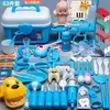 Verktyg Workshop Simulation Doctor Nurse Toy Set Kids Play Box Playing House Trolley Girl Stetoskop Injektion Barn gåva 230922