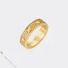 Love Ring Designer Ring smyckesdesigner för kvinnor Gold Ring Diamond Pave Rings Titanium Steel Rings Gold-Plated Never Fading Nonallergic, Store/21621802