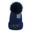 Beanie Cap Herr Designer Bucket Hats New Fashion Women Warm Winter Beanies Large Faux Fur Pom Poms Bobble Hat Outdoor Black Blue White Pink 7 Color