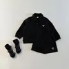 Kleidungssets für Vorschulkinder, koreanisches Frühlings-Baby-Set für Jungen und Mädchen, gestreifte Shorts, langärmliges Oberteil, zweiteilig, 230923