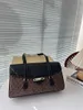 Hong Kong Small Brand Maka Designer Bag Underarm Bag New Shoulder Baguette Bag Retro Atmosphere Handväska 99831