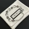 Boutique Bracelet en cristal Design Vintage Bracelet lettre plaqué or nouveau cadeau pour femme collier trèfle bijoux de charme de marque de créateur