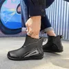 Bottes de pluie Chaussures de pêche hommes chaussures de randonnée légères antidérapantes en plein air bottes de pluie de pêche Shaxi chaussures de pêche en caoutchouc imperméables durables 230922