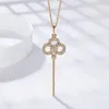 Pendentif clé de haute qualité avec pétale coulissant en diamant, collier de luxe, cadeau d'origine, emballage 295q