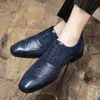 Mode lapptäcke klänningsskor för män klassiska formella brogue skor delade läder skor elegant sapato sociala maskulino skor för pojkar party stövlar 38-48