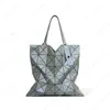 高品質の通勤財布オリジナルショルダーファクトリー2024新しいフロスト3月限定生涯ハンドヘルド幾何学女性トートデザイナーバッグ