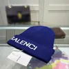 Designer Beanie Classic Knit Hat 1: 1 جودة عالية الجودة مريحة لارتداء 6 ألوان حفلة التزلج المتاحة