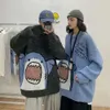 Dolcevita da uomo Shark Maglione da uomo 2023 Inverno Patchwor Harajuku Collo alto stile coreano oversize dolcevita grigio per uomo