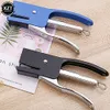 STAPLERS handhållna multifunktion STAPLER METAL ARBETSBARA SVABLE STAPLER Handtång Bill Bindning Tool Office School Supplies 230923