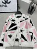 Kadın Örgü Tees Designer Chan Yeni Kashmere Sweaters Tasarımcı Ceket Kadın Kazak Haldigan Düğme Dinlencesi Noel Hediyesi qvd1