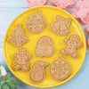 Stampi da forno 8 pezzi Set Strumenti per decorare torte fai da te Stampo per biscotti natalizi in cartone animato Set di formine per biscotti in plastica 230923