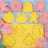 Stampi da forno 8 pezzi Set Strumenti per decorare torte fai da te Stampo per biscotti natalizi in cartone animato Set di formine per biscotti in plastica 230923