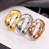 Anello a fascia d'amore Gioielli di stilista Anelli a griglia singola in acciaio al titanio con diamanti Coppia casual Oro classico Sier Rose