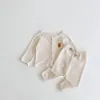 Giyim Setleri Bahar Sonbahar Boy Bebek Kız Kıyafetleri Pamuk Waffle Kumaş Karikatür Ayı Nakış Uzun Ayakkar Hırka Toppantlar Ev Giyim 230922
