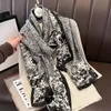 Foulards 18090cm Marque de luxe Femmes Summer Soie Châle Lady Wrap Soft Femme Echarpe Designer Beach Stole Bandana Foulard Muffler 230922