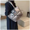 Cross Body Totes Sac en coton en cuir brillant 2023 Nouvelle couleur Sac à main de mode Grande capacité Sac à bandoulière pour femme Trend25blieberryeyes