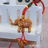 Porte-clés pendentif en bois sculpté d'éléphant porte-bonheur, chaîne de défense contre le mal, cadeau 274A