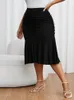 Kjolar svart plus size kjolar för kvinnor medelstora strecth shirring paket höft fisktail midi enkel kvinnlig smal casual club party outfits 230923