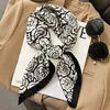 Foulards Luxurg Design Foulard en soie Femmes Floral Imprimer Petit bandeau doux Wrap Tête carrée Bandana Cou Silencieux Hijab Lady Printemps 230922