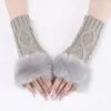 Automne hiver couleur unie étudiants écrire garder au chaud coréen tricot dame Protection sans doigts main cheveux bouche gants de chanvre femmes