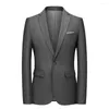 Costumes pour hommes Hommes Costume Manteau Formel Business Style Simple Bouton Blazer Revers Col Encoche Manches Longues Poches Printemps Automne Veste