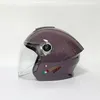 Caschi da ciclismo Moto elettrica quattro stagioni casco universale tre quarti per uomo e donna mezzo casco batteria estiva 230923