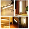 Annan heminredning Trådlös LED -lätta rörelsesensor garderobslampa för kök sovrum detektor skåp trappa bakgrundsbelysning 230923