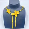 Halsbandörhängen Set Dubai Long Bridal Flower Armband Bridesmaid Present Bröllopstillbehör Ring för kvinnors mode