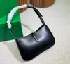 Luxury cleo handbag bags underarm Bags Women leather hobo Solid color bag Simple elegant designer bag wallet