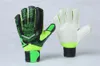 Luvas esportivas Luvas de goleiro de futebol profissional antiderrapante 5 proteção de dedo engrossar látex adulto homens goleiro de futebol luvas de goleiro 230922