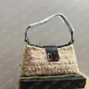 Зимняя сумка Hobo Fuzzy Handbag Женская дизайнерская сумка под плечо Fluffy Wiltern Triomphe Мягкая сумочка с цепочкой через плечо Дизайнерская сумка Teddy Baguette