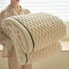 Dekens Schildpad Fluwelen Herfst Winter Warme Slaapdeken Zacht Comfortabel Flanel Fleece voor Bed Gezellige Verdikte Warmte 230923