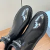 Chelsea Boots Chaussures de créateurs pour femmes Top qualité Bouton Triangle en peau de vache Haute élasticité Bande élastique confortable fond épais Bottine de créateur 35-41