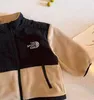 Осенняя детская дизайнерская флисовая куртка для маленьких мальчиков и девочек, куртки с вышивкой, детское пальто