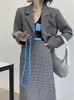 Arbeitskleider Zweiteiliges Set Crop Top Rock Anzüge Damen Koreanische Kleidung Knopfblazer Midiröcke Hahnentritt OL Plaid Outfit Herbst beschnitten