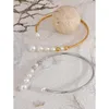 Girocolli Yhpup In acciaio inossidabile Perle finte Collana con coppia di torsione Collana in metallo Iperbole Fascino di moda personale Collo grande Regalo di gioielli 230923