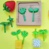 포크 만화 미니 아이를위한 4 개의 잎 선택 귀여운 과일 포크 벤토 박스 장식 재사용 가능한 어린이 스낵 케이크 디저트 픽