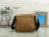 Luxury Designer Bag äkta läder crossbody väskor distrikt axelväska man portfölj klassisk blomma plånbok vintage handväska manlig budskap