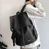 Zaino alla moda di grande capacità per moto Streetstyle Student Bookbag in pelle PU Zaini da viaggio per uomo e donna