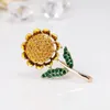 Broches Zonnebloem Emaille Broche Delicate Gele Elegante Vrouwen Meisjes Strass Reversspeldjes Kleding Accessoires Cadeau Sieraden