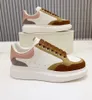 Mode Heren Dames Casual Schoenen Leer Veterschoenen Platform Oversized Zool Sneakers Wit Zwart heren dames Luxe fluwelen suède Chaussures Espadrilles 35-45